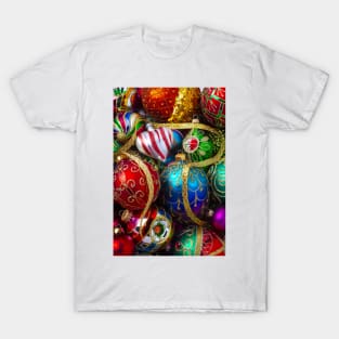 Christmas Heart And Ornaments T-Shirt